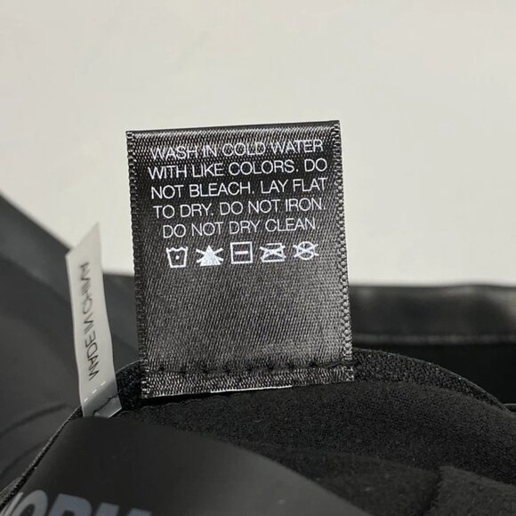 NEW NORMA KAMALI High‑Waist Faux Leather Shorts Size M (US 6) – Jet Black - Picture 2 of 6